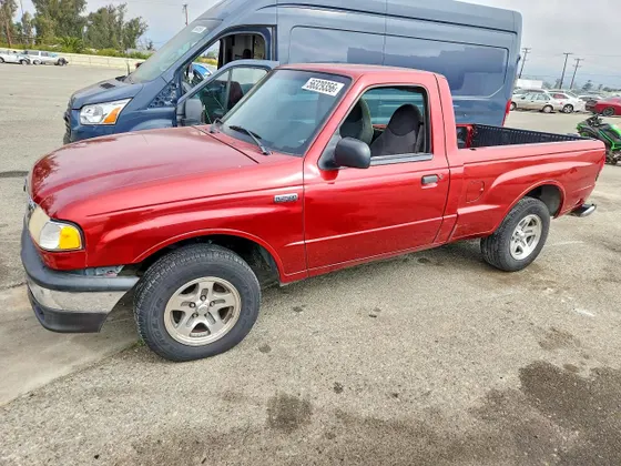 2000 Mazda B-Series 2WD Truck SX