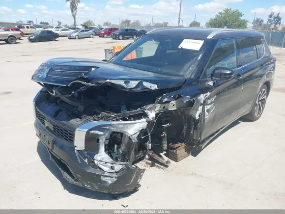 2023 Mitsubishi Outlander PHEV SEL