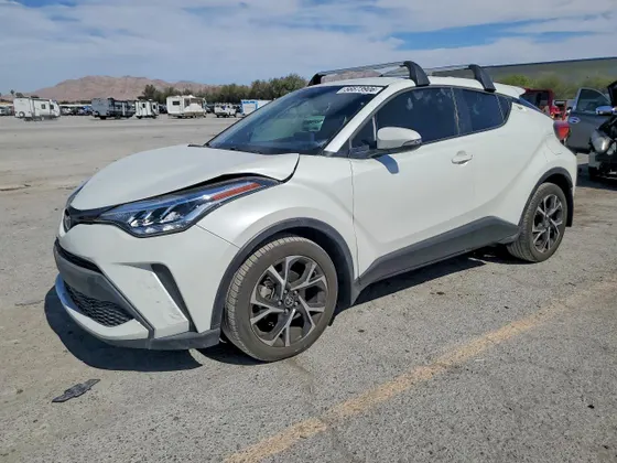 2021 Toyota C-HR XLE