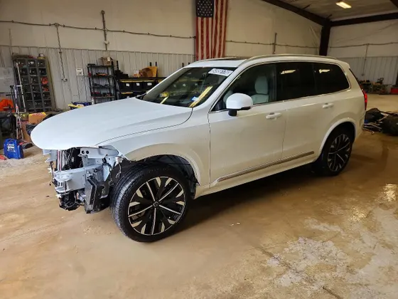 2026 Volvo XC90 Ultra