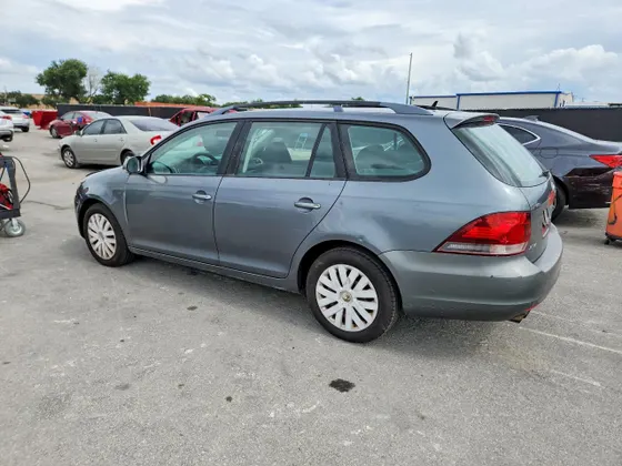 2012 Volkswagen Jetta SportWagen S