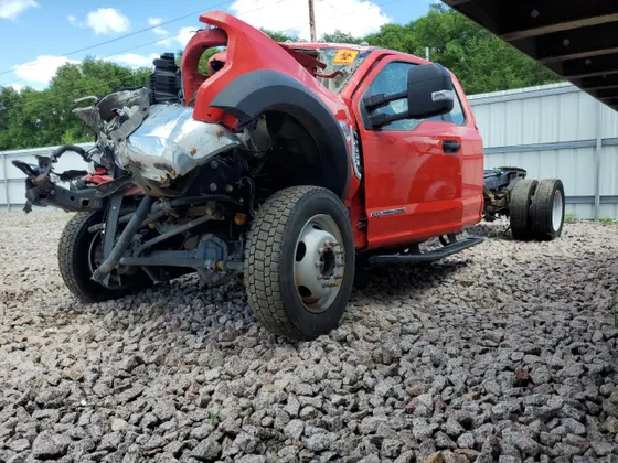 2022 Ford F-550 SUPER DUTY