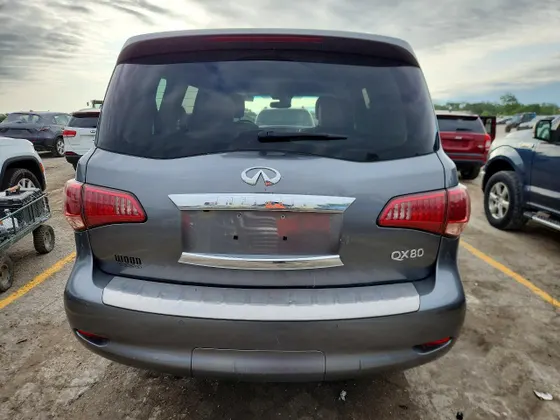 2017 INFINITI QX80