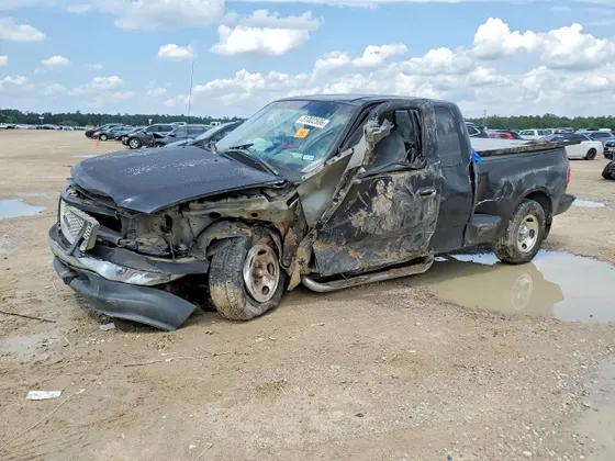 1999 Ford F-150 XL