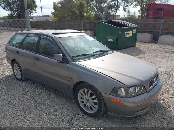 2004 Volvo V40 A/LSE