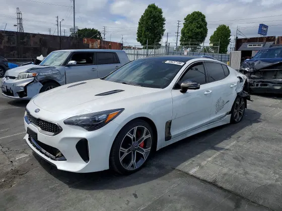 2021 Kia Stinger GT2