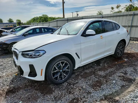 2023 BMW X4 xDrive30i