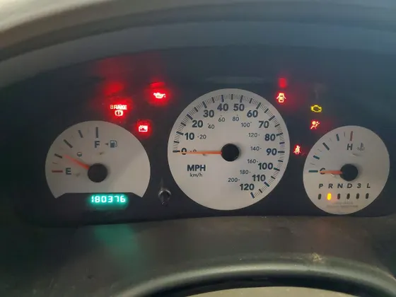 2006 Chrysler Town & Country SWB TOWN & COUNTRY
