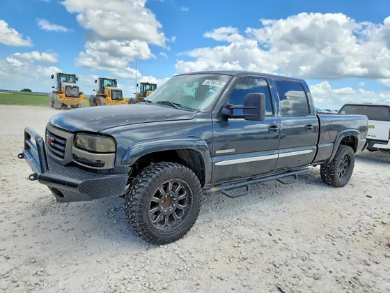 2004 GMC Sierra 2500 Crew Cab SLE