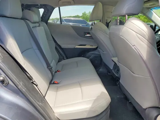 2021 Toyota Venza XLE