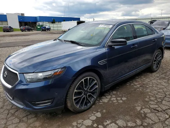 2017 Ford Taurus SHO