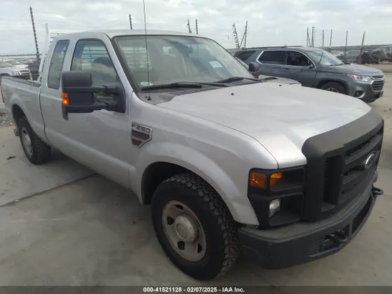 2010 Ford F-250 LARIAT/XL/XLT