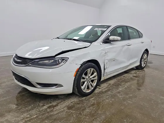 2017 Chrysler 200 Limited Platinum