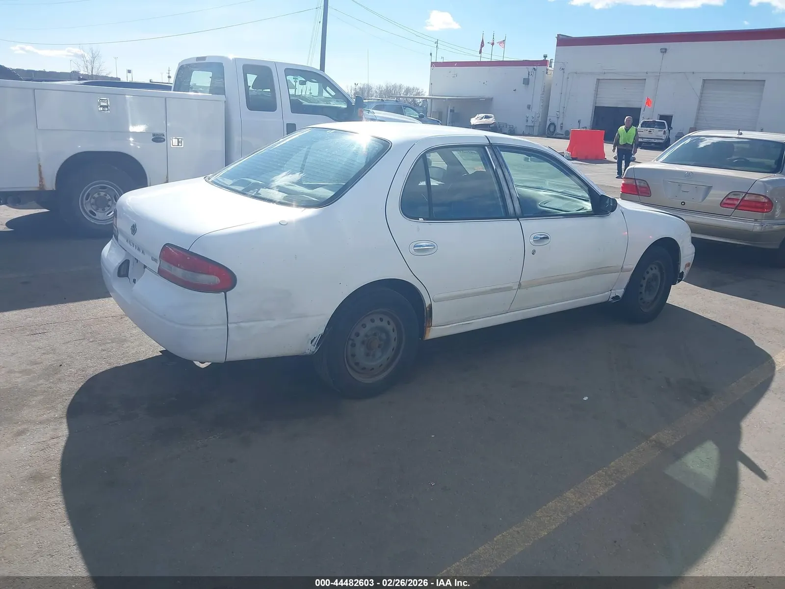 1997 Nissan Altima XE