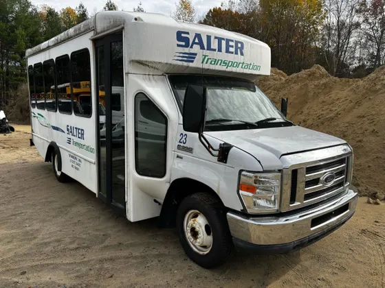 2014 Ford Econoline Commercial Cutaway E350 SUPER DUTY CUTAWAY VAN