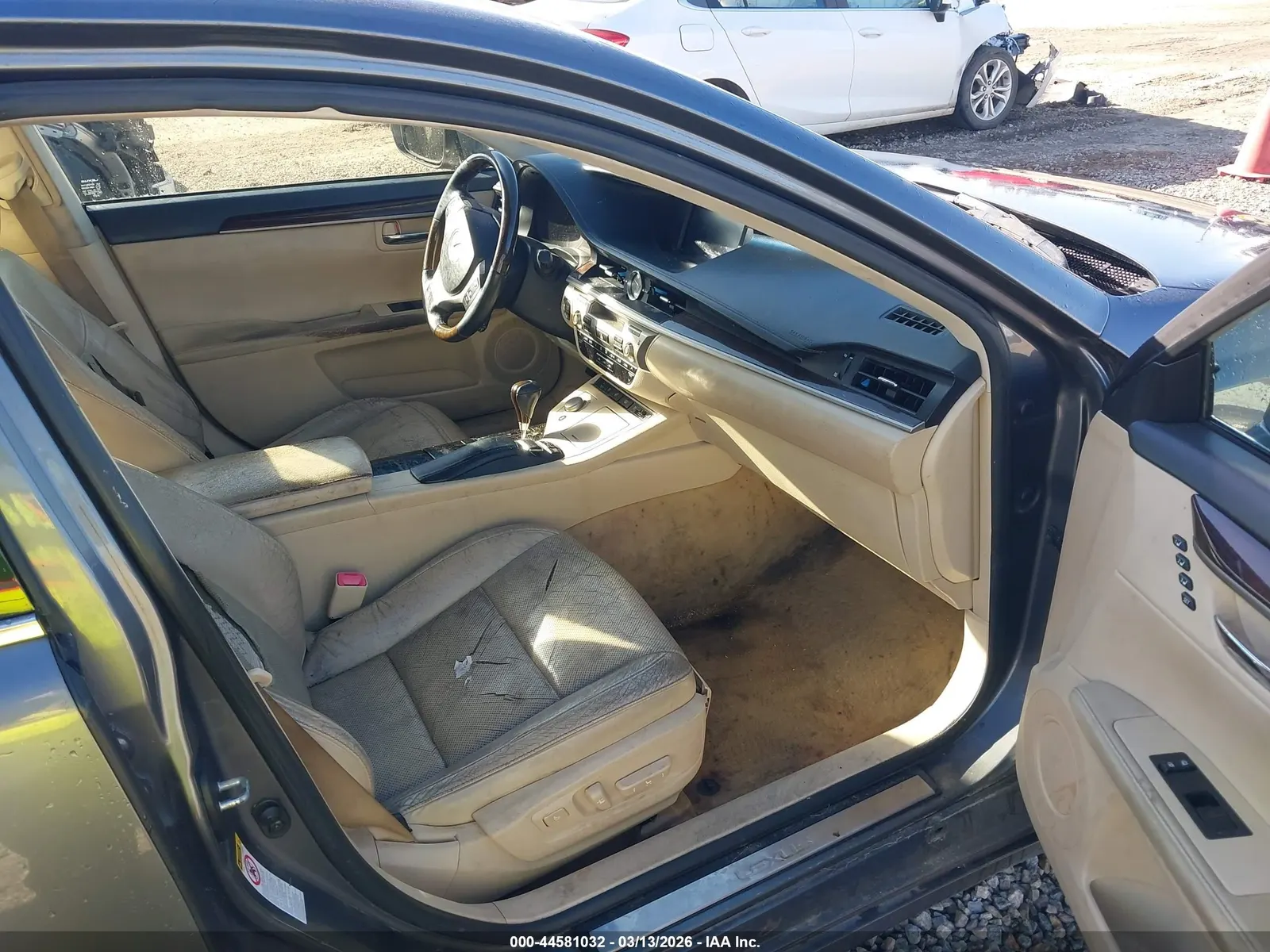 2013 Lexus ES 350 4dr Sdn