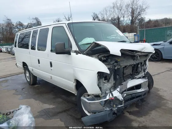 2011 Ford Econoline Wagon XLT