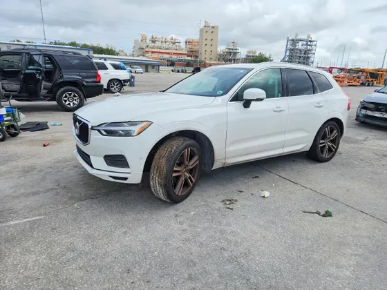 2019 Volvo XC60 Momentum