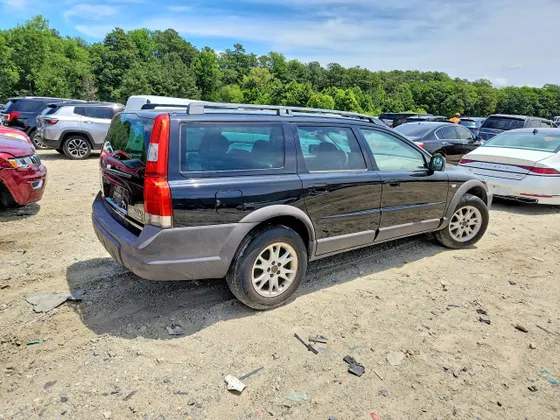 2004 Volvo V70 XC70