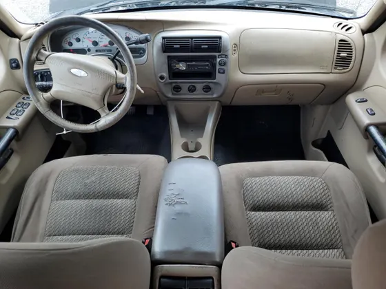 2005 Ford Explorer Sport Trac XLS
