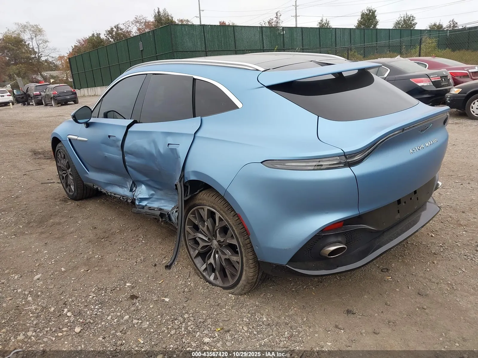 2021 Aston Martin DBX