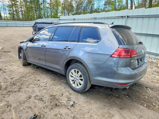 2016 Volkswagen Golf SportWagen TSI S