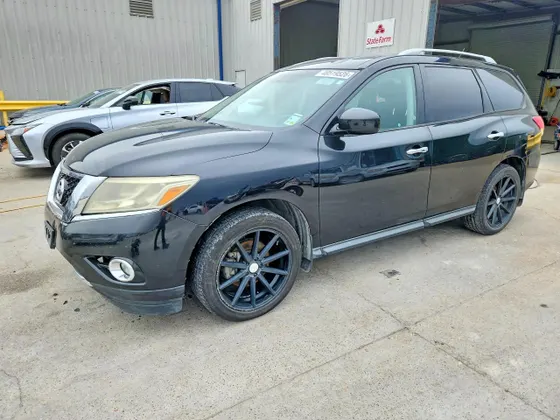 2015 Nissan Pathfinder SL