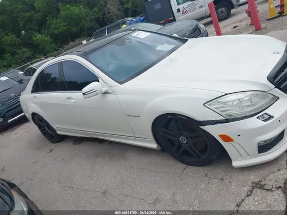 2011 Mercedes-Benz S-Class S 63 AMG