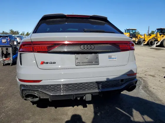 2024 Audi RS Q8