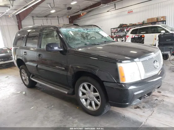 2002 Cadillac Escalade STANDARD