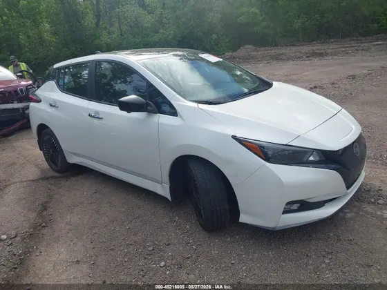 2023 Nissan LEAF SV PLUS