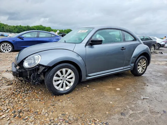 2017 Volkswagen Beetle 1.8T Fleet