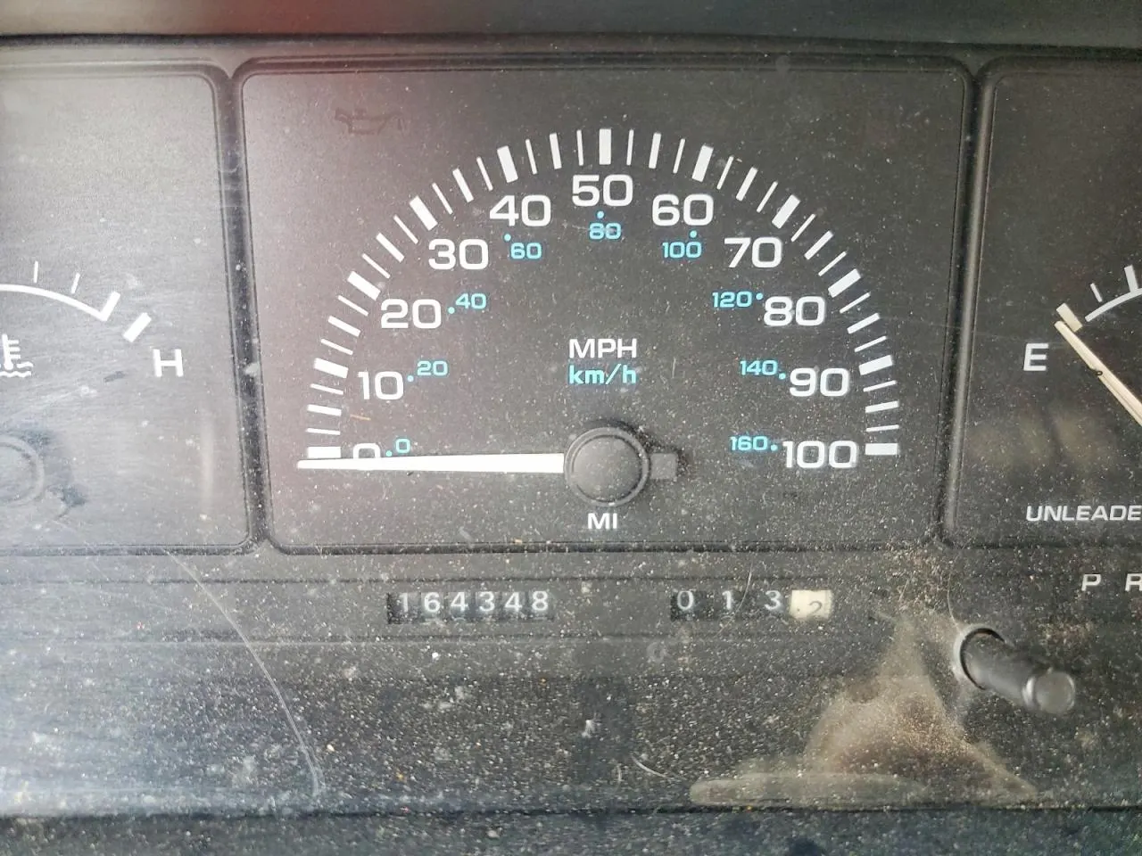 1995 Plymouth Voyager