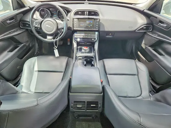 2018 Jaguar XE 25t