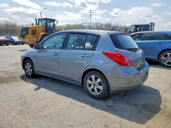 2008 Nissan Versa 1.8 SL