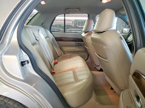 2010 Mercury Grand Marquis LS