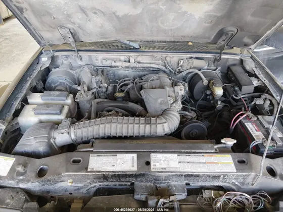1998 Mazda B-Series 4WD Truck SE