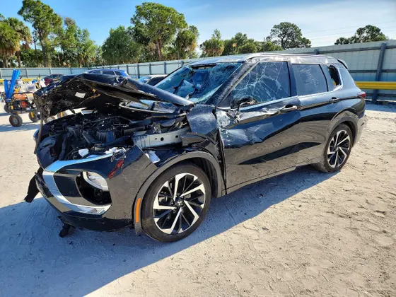 2024 Mitsubishi Outlander SEL