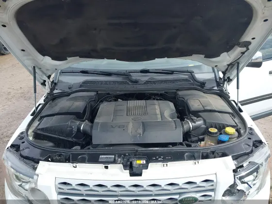 2013 Land Rover LR4 LUX