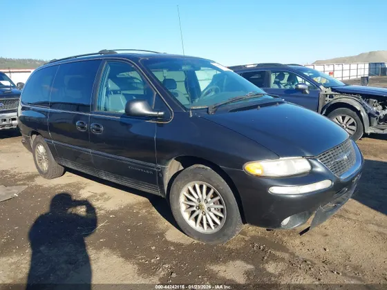 1999 Chrysler Town & Country LXi