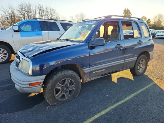 2004 Chevrolet Tracker