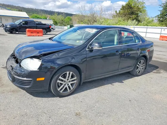 2005 Volkswagen Jetta Sedan A5 2.5L