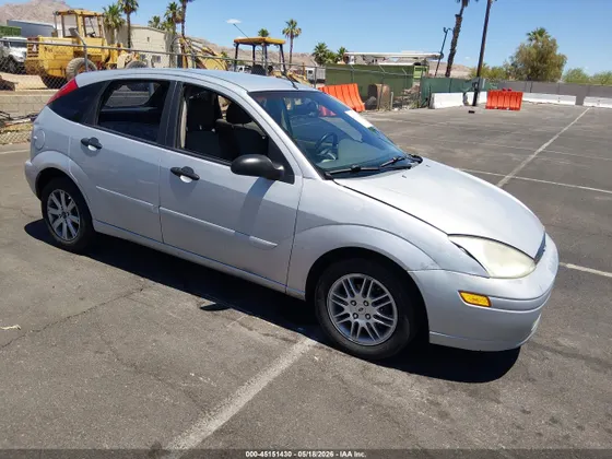 2003 Ford Focus ZX5 Base
