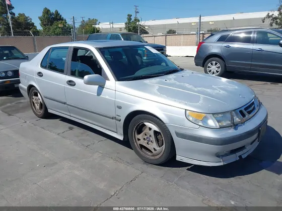 2001 Saab 9-5 AERO