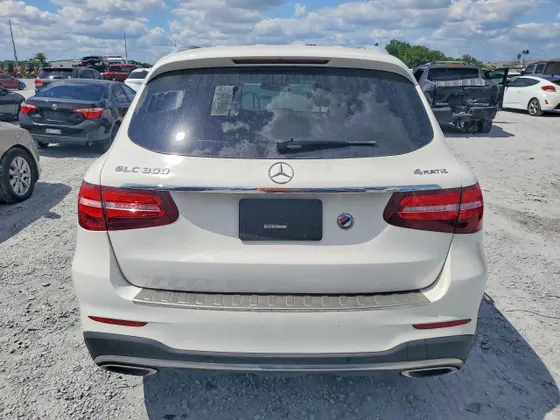 2019 Mercedes-Benz GLC GLC 300
