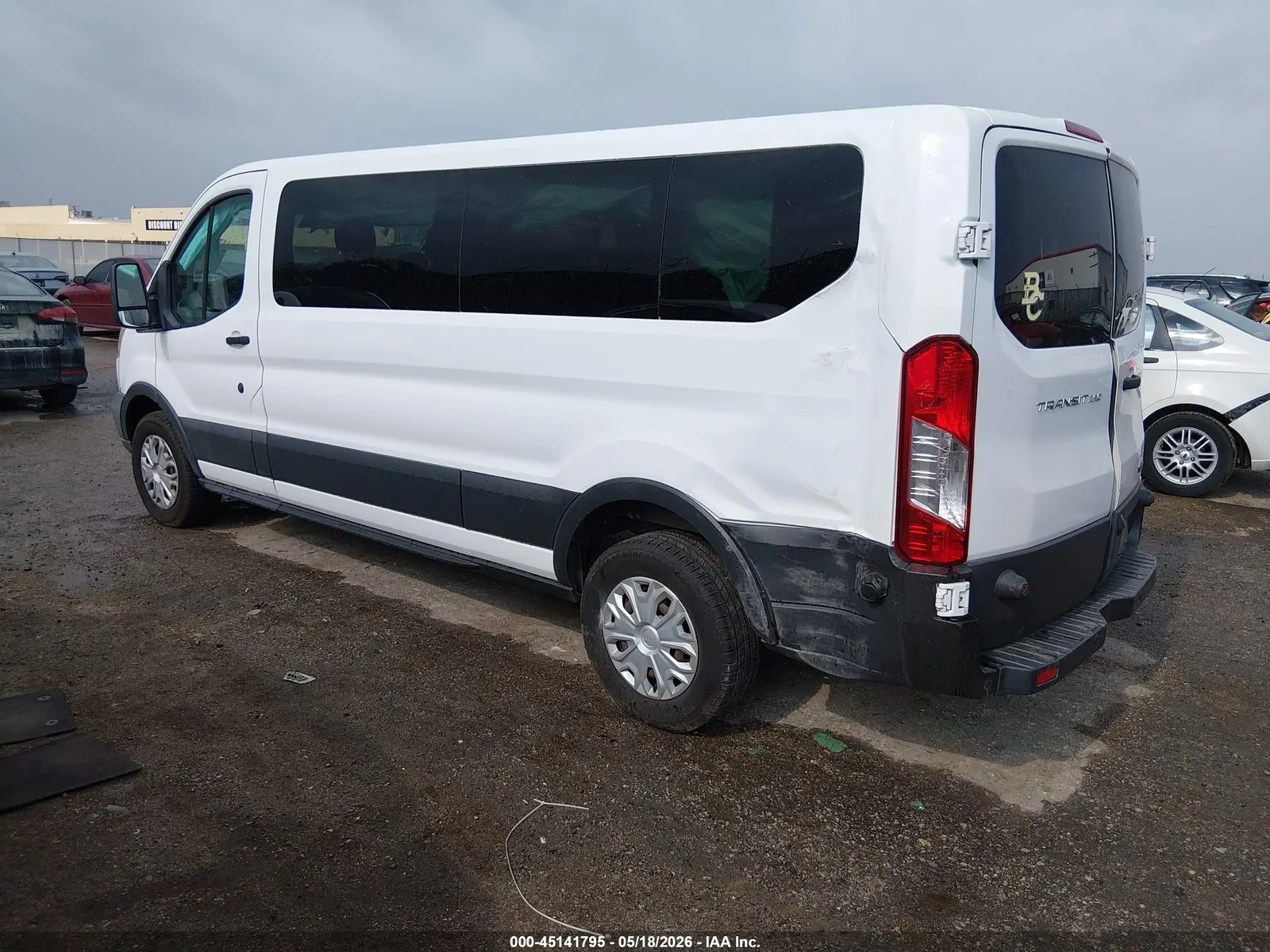 2016 Ford Transit Wagon XLT
