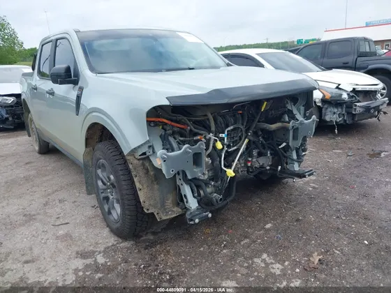 2022 Ford Maverick XL