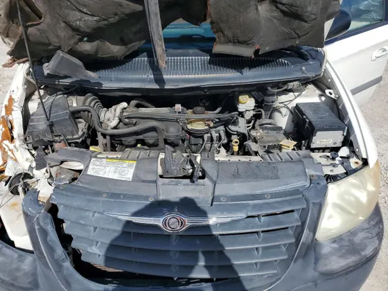 2006 Chrysler Town & Country SWB TOWN & COUNTRY