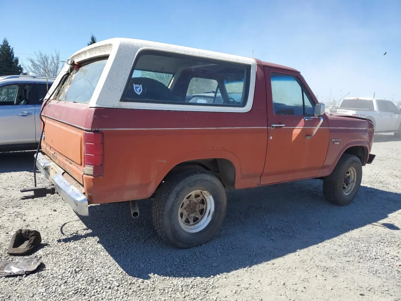 1985 Ford Bronco 4WD Custom