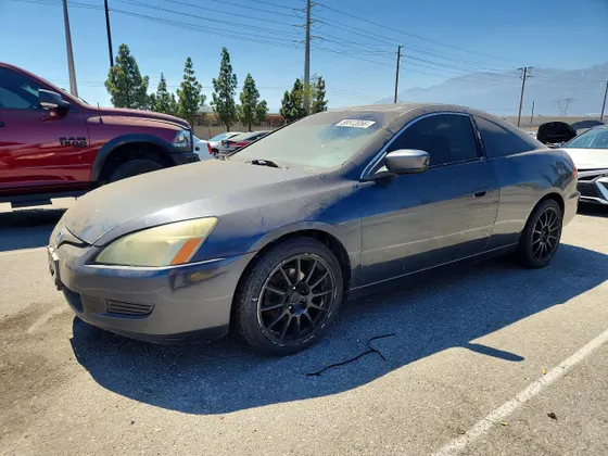 2004 Honda Accord Cpe EX-L V6 with NAVI